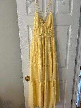 Abercrombie yellow maxi dress with tags still on!